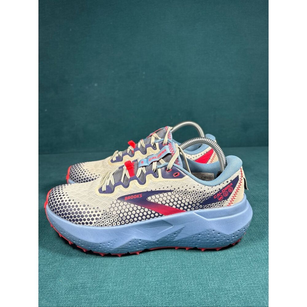 Women's Size 9 Brooks Caldera 6 trail running shoes Oyster/Blissful Blue/Pink